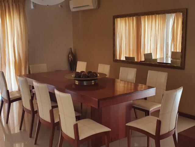 Moradia T-4 com móveis, Condominio Aisha Garden